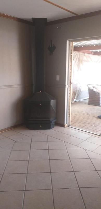 3 Bedroom Property for Sale in Pellissier Free State